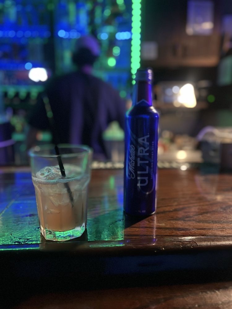 RILEY’S TAVERN - Updated March 2026 - 22 Photos & 36 Reviews - 1523 ...