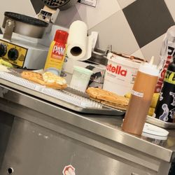 Devil & Angel Desserts - Waffle Station