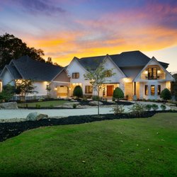 House Exposures - Twilight Exterior Photo
