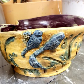 Posh Clay - Bird bowl - Paint-Your-Own Pottery Near Me - Metairie, Louisiana Posh Clay - Bird bowl - Paint-Your-Own Pottery Near Me - Metairie, Louisiana