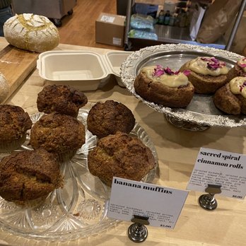 Moon Maiden's Delights - Banana muffin - Custom Cakes Near Me