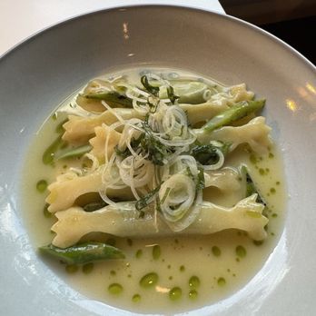 Point Easy - Crab pasta...can't recall what the pasta type is called! - New American Near Me - Denver, Colorado