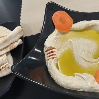 Mediterranean Fresh Grill - Hummus with pita bread - Lebanese Near Me - Winter Haven, Florida Mediterranean Fresh Grill - Hummus with pita bread - Lebanese Near Me - Winter Haven, Florida