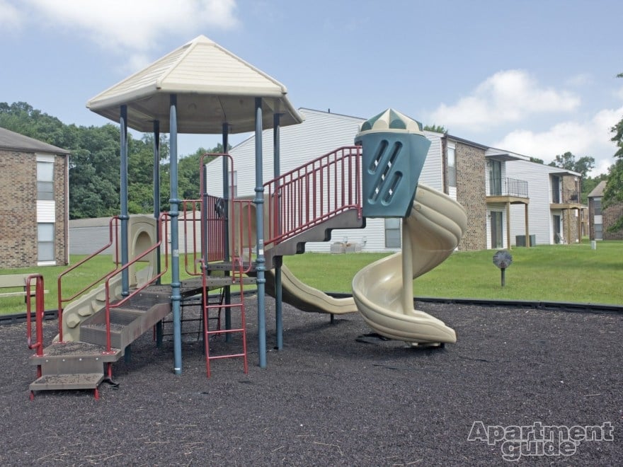 APARTMENTS Updated September 2024 4315 Wimbleton Ct