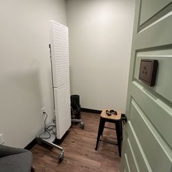 Libertas Cryo - Red Light Therapy room
