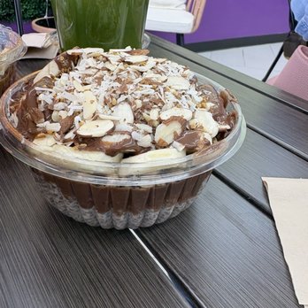 Zaza Juice - Chia seed pudding with chunky monkey topping - Juice Bars & Smoothies Near Me - Jacksonville, Florida