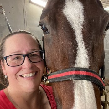 Oak Canyon Equestrian Center - Horseback Riding Near Me - Newhall, California