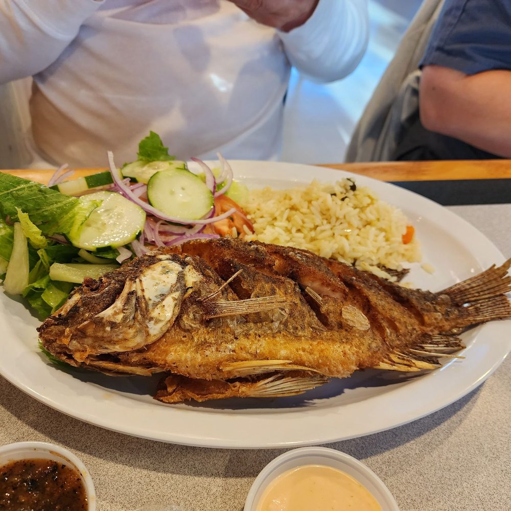 El Muchacho Alegre - Yummy tilapia... - Bars Near Me - Everett, Washington El Muchacho Alegre - Yummy tilapia... - Bars Near Me - Everett, Washington
