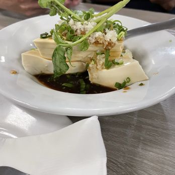 Side Street Inn - Cold tofu salad - Sports Bars Near Me - Honolulu, Hawaii Side Street Inn - Cold tofu salad - Sports Bars Near Me - Honolulu, Hawaii
