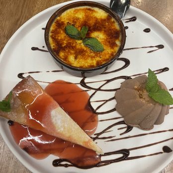 Korner 67 - Crème brûlée, guava cheesecake, and hazelnut dessert - Cocktail Bars Near Me - Miami Lakes, Florida Korner 67 - Crème brûlée, guava cheesecake, and hazelnut dessert - Cocktail Bars Near Me - Miami Lakes, Florida