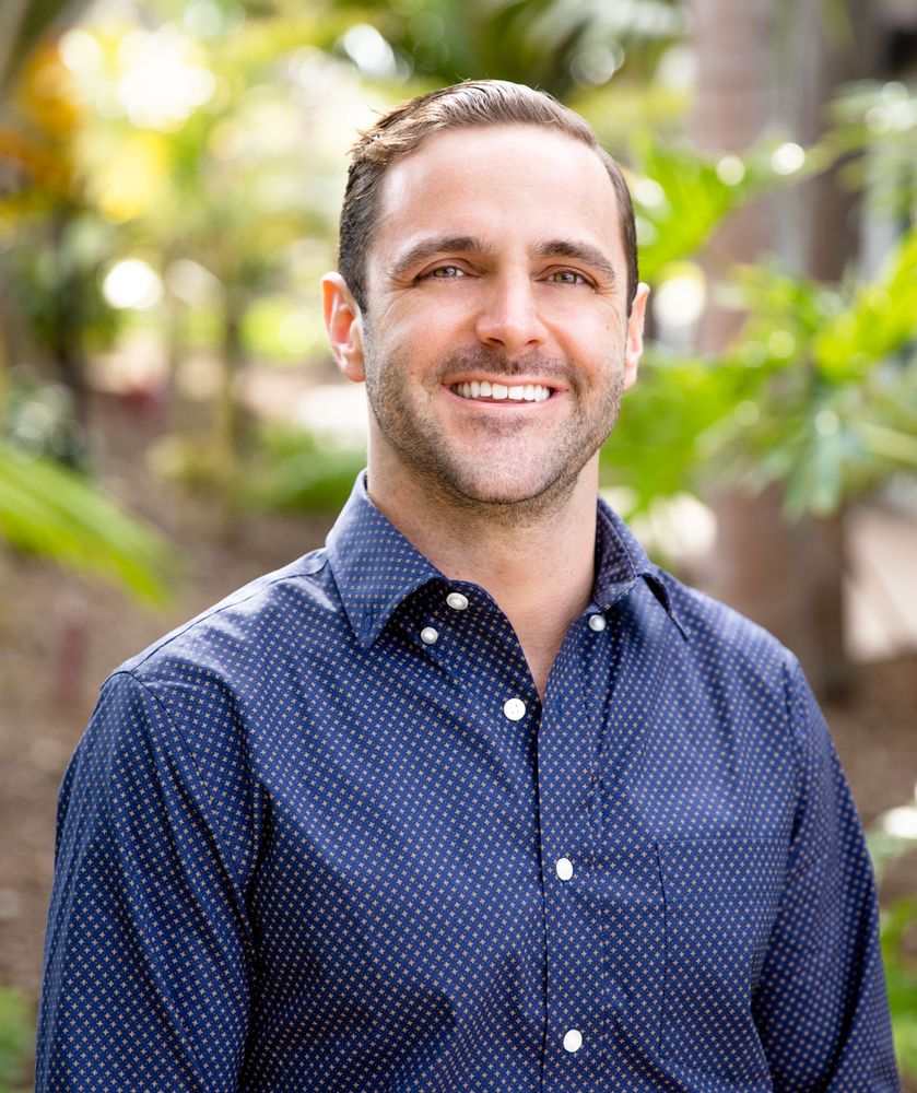 ROB DONAHUE COMPASS Updated October 2024 7863 Girard Ave, La