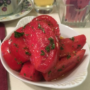 Brookview Manor Inn - Delicious tomatoes during breakfast! - Bed & Breakfast Near Me - Canadensis, Pennsylvania Brookview Manor Inn - Delicious tomatoes during breakfast! - Bed & Breakfast Near Me - Canadensis, Pennsylvania
