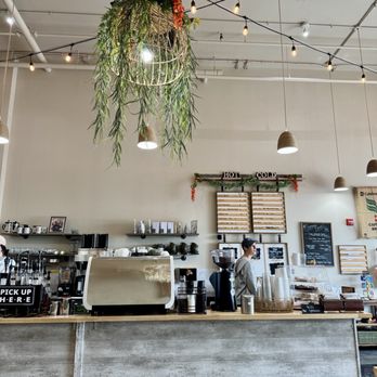 HullHouse Coffee - Coffee & Tea Near Me - Kansas City, Missouri