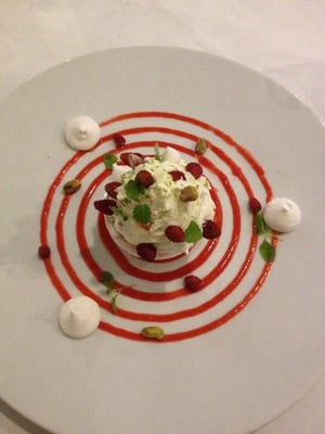 La Table Saint Crescent by null