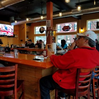 Beer Snobs - American Near Me - Hartland, Wisconsin Beer Snobs - American Near Me - Hartland, Wisconsin