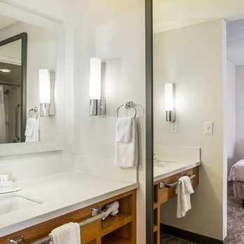 SpringHill Suites Hampton - Hotels Near Me - Hampton, Virginia SpringHill Suites Hampton - Hotels Near Me - Hampton, Virginia
