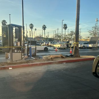 Food4Less - Blocking AdA parking spots - Grocery Near Me - Los Angeles, California