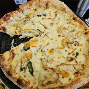 Big Daddy's Pizzeria - Pizza - Pizza Near Me - Sevierville, Tennessee