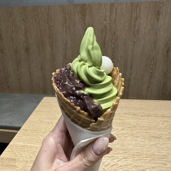 Nana's Green Tea - Desserts Near Me - Bellevue, Washington