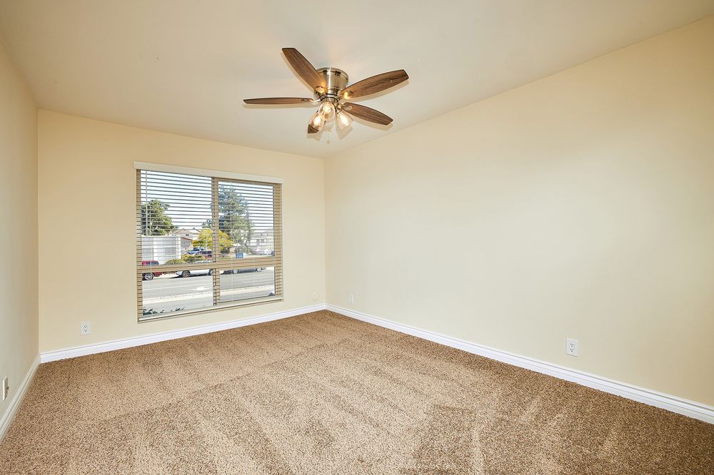 4290 MOUNT ABERNATHY Updated October 2024 27 Photos 4290 Mount