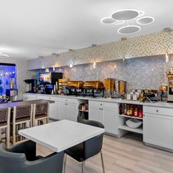 Ocean Sands Beach Boutique Inn - 1 Acre Private Beach