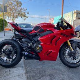 Termignoni slip on exhaust, clear clutch cover, intake, heat shields Termignoni slip on exhaust, clear clutch cover, intake, heat shields