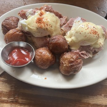 Oddfellows Cafe & Bar - Breakfast & Brunch Near Me - Seattle, Washington