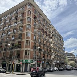 Comune di Salerno - Retail stores and residential buildings in part of city closer to the tourism port/marina