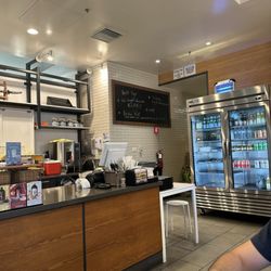 Holy Sushi - Interior