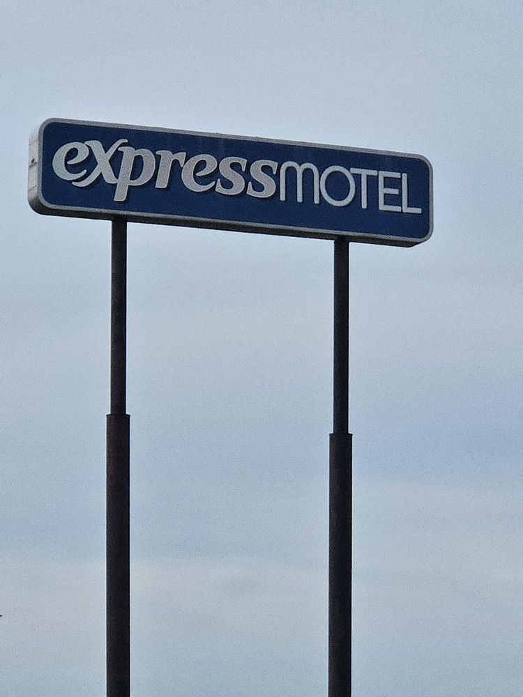 Express Motel