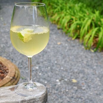 Canoe - Sparkling Mule - New American Near Me - Atlanta, Georgia