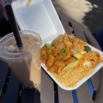 Kaowok Chinese Kitchen - 2 entree plate with a $1.50 milk tea w/ boba offer  Orange chicken Mushroom chicken  Chowmein  Fried rice - Chinese Near Me - Downey, California