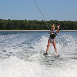 Global Boarding Water Sports AMI - First time on skis, come join our daily kids camp!