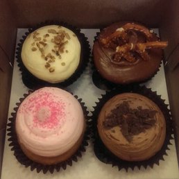 Carrot cake, caramel crunch, pink vanilla and chocolate fudge... Carrot cake, caramel crunch, pink vanilla and chocolate fudge...