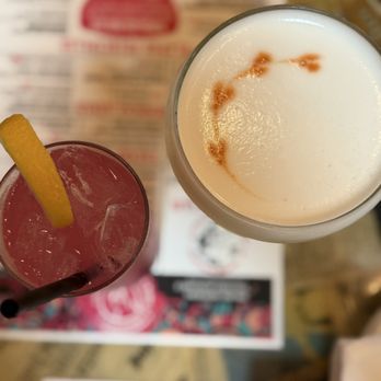 Ché O'Bryonville - Pisco sour - Tapas Bars Near Me - Cincinnati, Ohio Ché O'Bryonville - Pisco sour - Tapas Bars Near Me - Cincinnati, Ohio