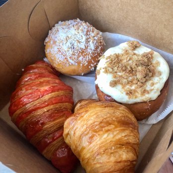 Lady Baker - Dulce de leche Sweet Coconut Bread, Cinnamon Roll, Plain Croissant & Guava Croissant - Bakeries Near Me - Pembroke Pines, Florida