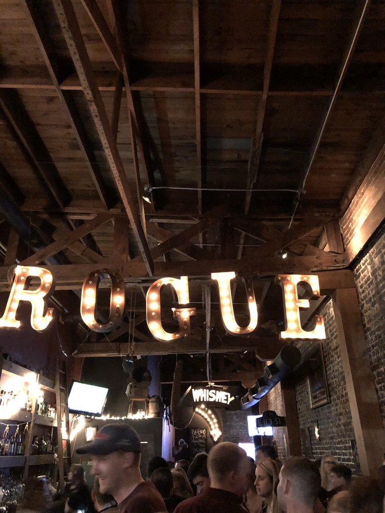ROGUE 52 Photos & 58 Reviews Dive Bars 927 King St, Westside