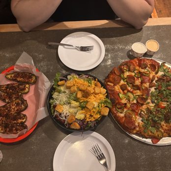 Toppers Pizza Place - Jalapeño Poppers, personal salad bowl made by us from the salad bar, medium size half & half of Carnitas Chipotle & Pineapple Express. - Pizza Near Me - Oxnard, California
