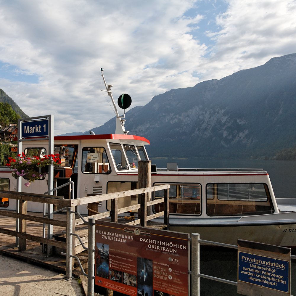 Schiffslinie Hallstatt Markt - Hallstatt Bahnstation - Stefanie docked at Hallstatt - Boat Tours Near Me