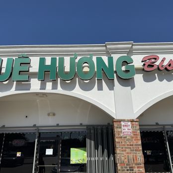 Que Huong Bistro - Vietnamese Near Me - Houston, Texas Que Huong Bistro - Vietnamese Near Me - Houston, Texas