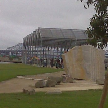 Middle Harbor Shoreline Park - Parks Near Me - Oakland, California Middle Harbor Shoreline Park - Parks Near Me - Oakland, California