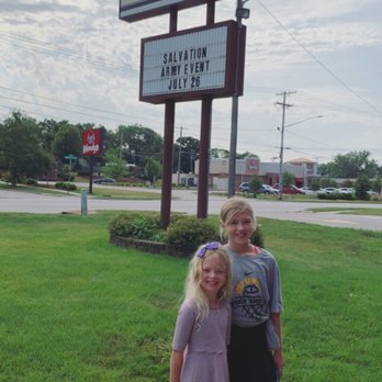 Donutland - Donuts Near Me - Cedar Rapids, Iowa