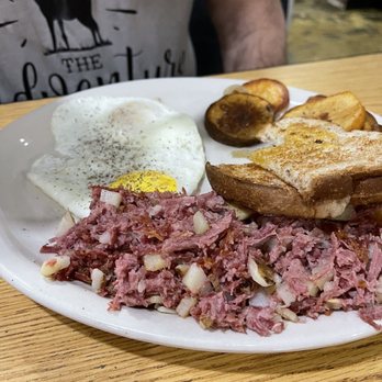 Egg Crate Cafe - Corn beef and hash - American Near Me - Wichita, Kansas Egg Crate Cafe - Corn beef and hash - American Near Me - Wichita, Kansas