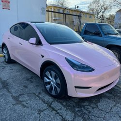 TC Shop - Pink Tesla Model Y