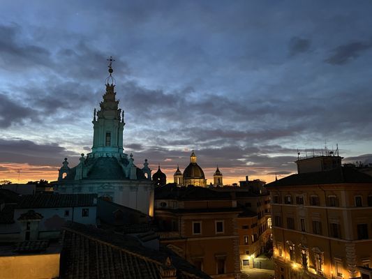 Divinity Restaurant & Lounge Bar by null