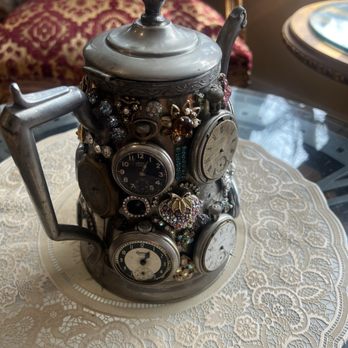 Hatter’s Tea Shop - Decor - Coffee & Tea Near Me - Georgetown, Massachusetts