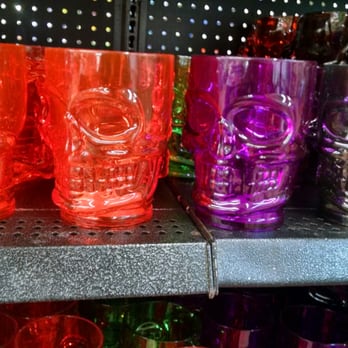 Walmart - Tacitas de calavera y con colores muy neones!! - Grocery Near Me - Guadalajara, JAL