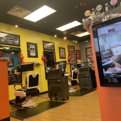 Lady Jane's Haircuts For Men