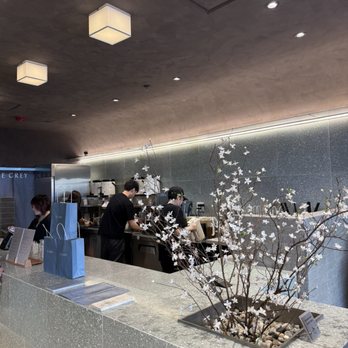 Le Grey - Interior - Coffee & Tea Near Me - Seattle, Washington Le Grey - Interior - Coffee & Tea Near Me - Seattle, Washington