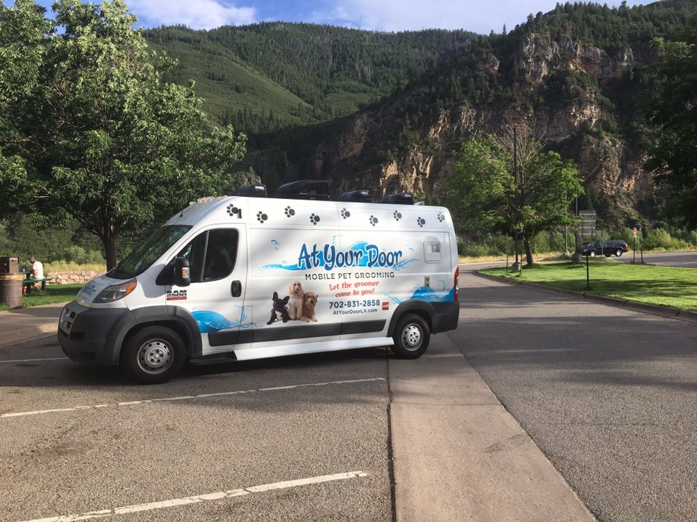 at your door mobile pet grooming